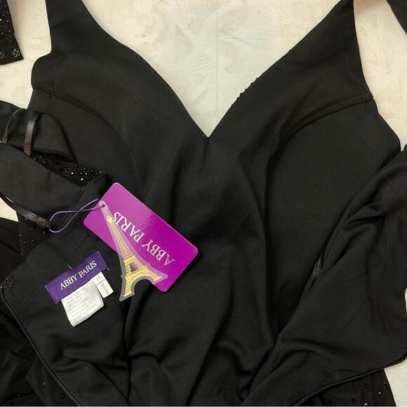 Abby Paris Black sequin studded gown Size 14 NWT - Picture 10 of 14